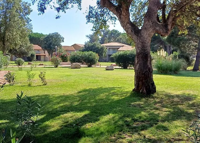 Grande Piscine Dans Résidence Hôtelière, Proche Apartamento *